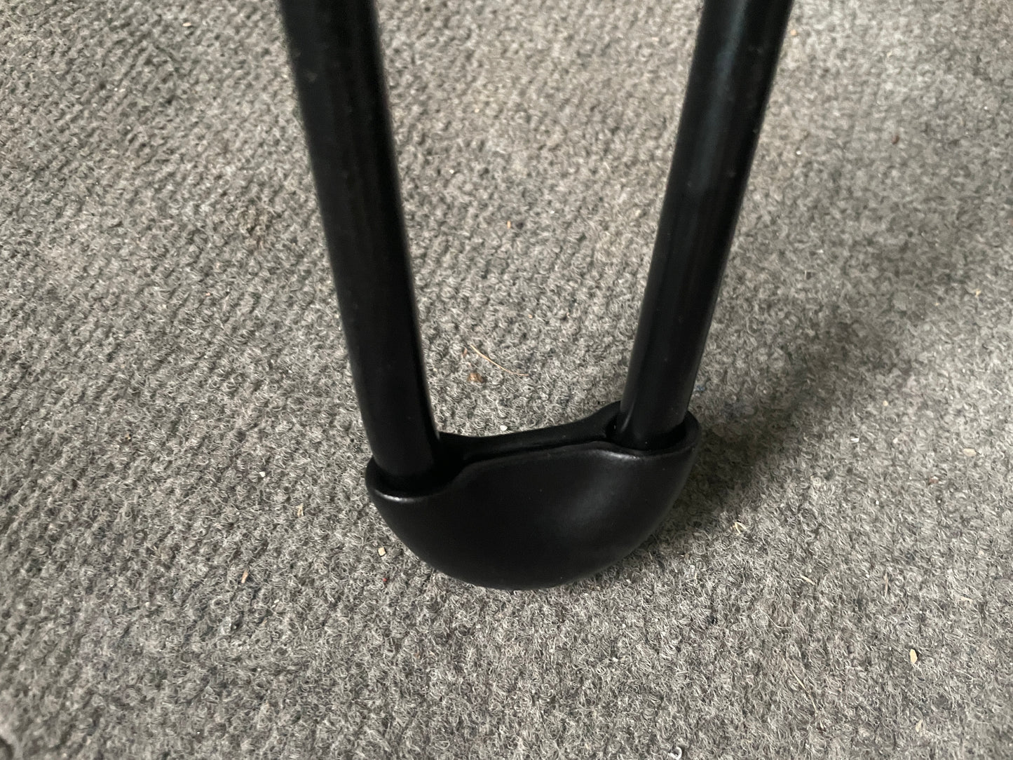 Patin de protection en U à chausser pour pied en épingle - NOIR